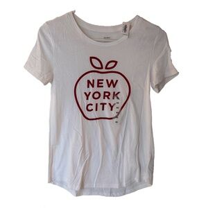 NWT Old Navy White Tee with New York City Apple Size XS